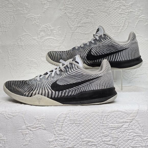 2015 Nike Kobe Mentality 2 Grey Striped Canvas Sneakers Mens 9 Basketball Shoes - Picture 5 of 10